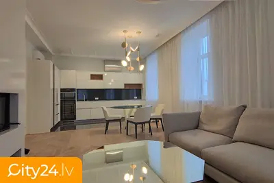 Elizabetes iela 18