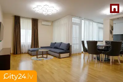 Ausekļa iela 4