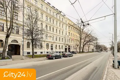 Raiņa bulvāris 3