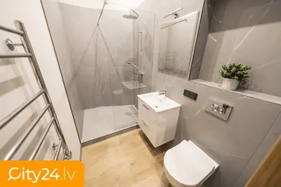 Mazā Nometņu iela 24