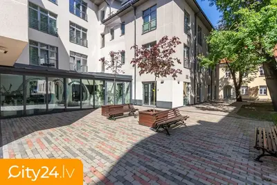 Citadeles iela 6