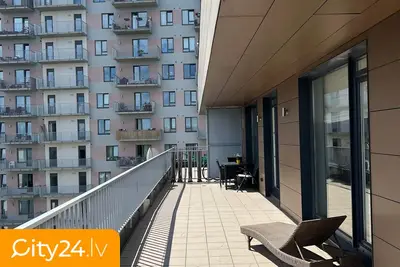 Ropažu iela 12