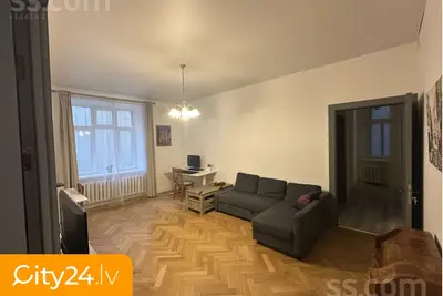 Brīvības iela 72