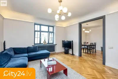 A.Čaka iela 49