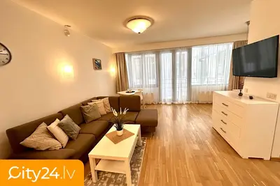 Kalpaka bulvāris 7