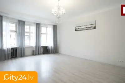 Baznīcas iela 34