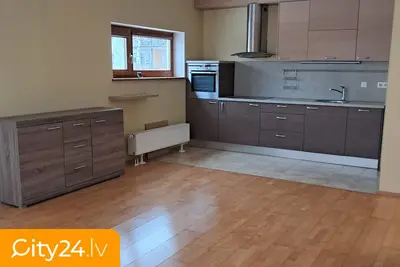 Komētas iela 10
