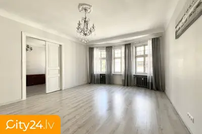 Baznīcas iela 34