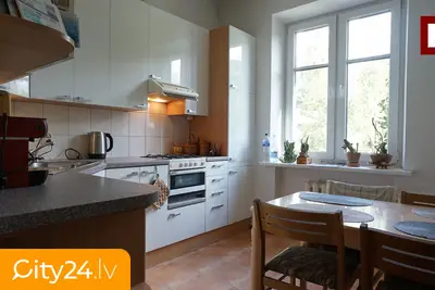 Krišjāņa Valdemāra iela 129