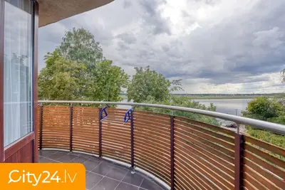 Teātra iela 67a
