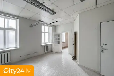 Bruņinieku iela 41
