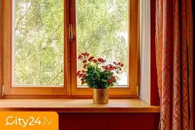 Bruņinieku iela 28