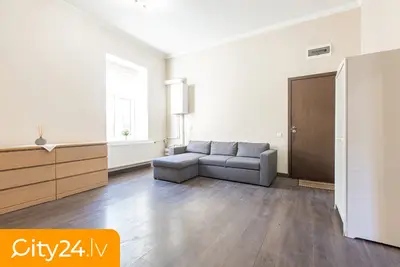 Patversmes iela 11