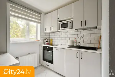 Sergeja Eizenšteina iela 19
