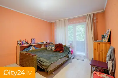 Mazā Stacijas iela 22