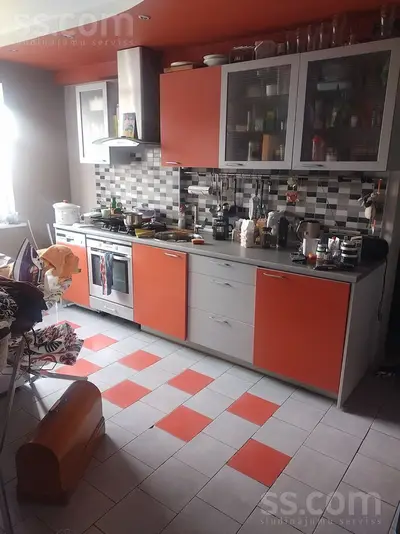 Dzelzavas 76/2