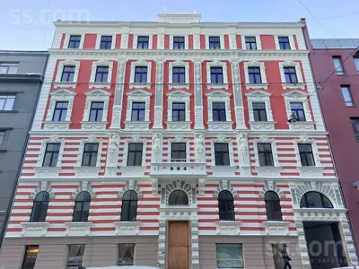 Lāčplēša 36