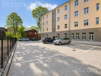 Sadovņikova 30