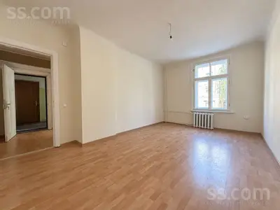 Ropažu 41