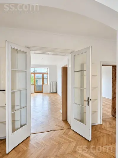 Valdemāra 85