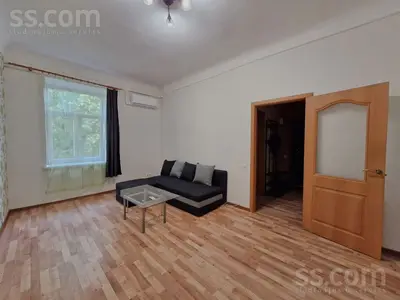 Ādmiņu 8