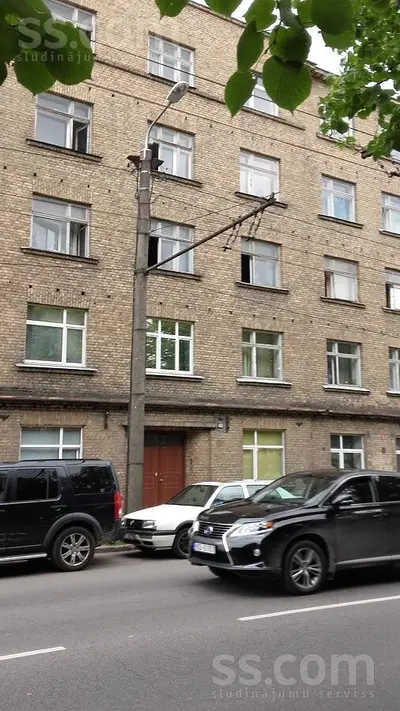 Pērnavas 48