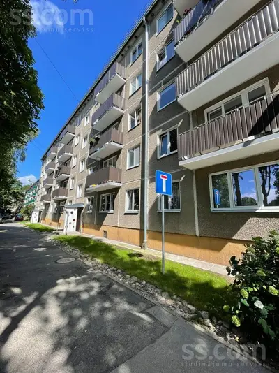 Juglas 43