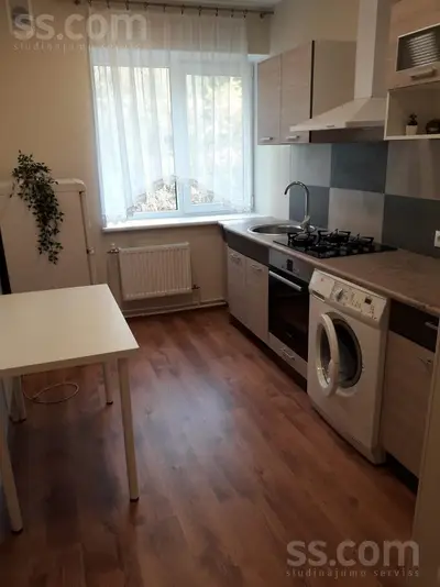 Lidoņu 12A