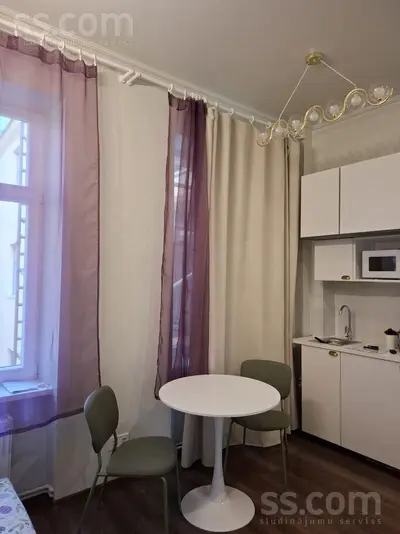 Merķeļa 17/19