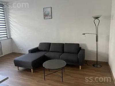 Brīvības 90