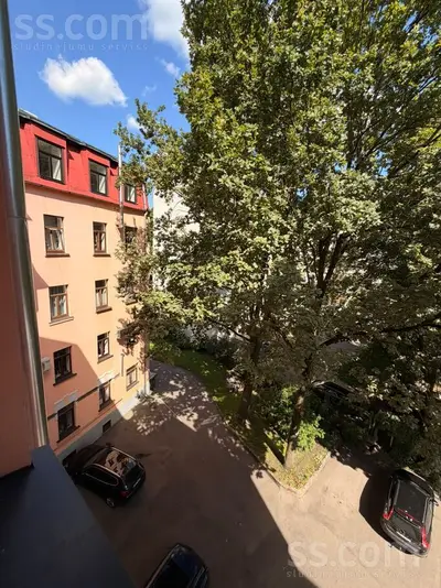 Ādmiņu 8