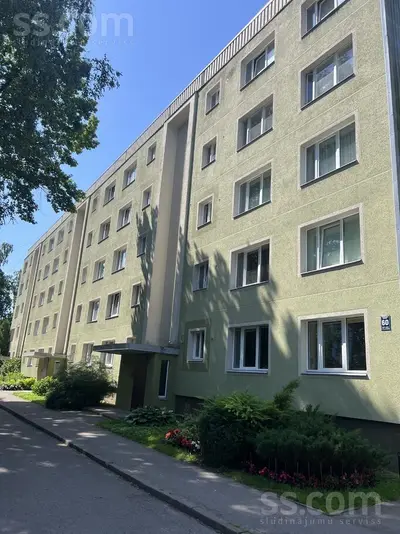 Anniņmuižas 60