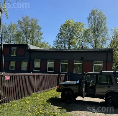 Ķiršu 4