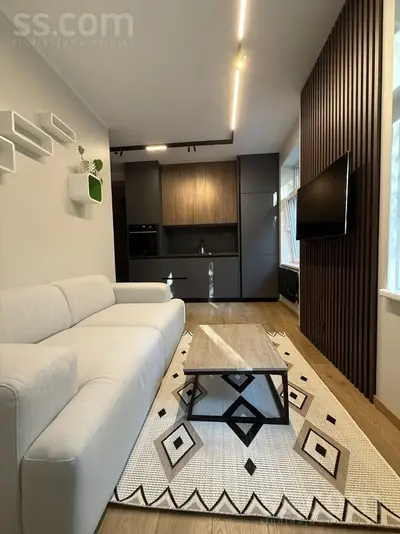 Olīvu 7