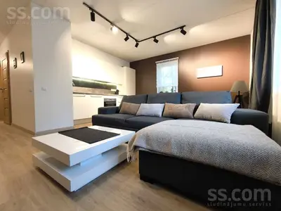 Akāciju 6