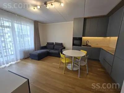 Upeņu 19