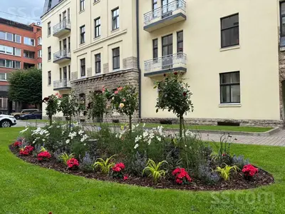 Valdemāra 33