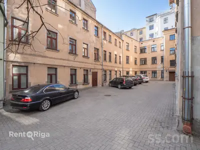 Zaļā 7