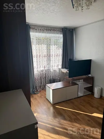 Lēpju 11