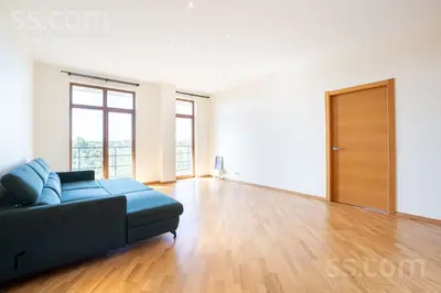 Juglas 10