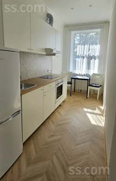 Aptiekas 6