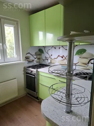 Lokomotīves 48