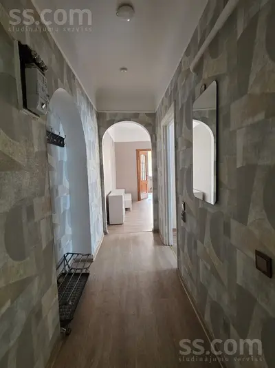 Valdeķu 8