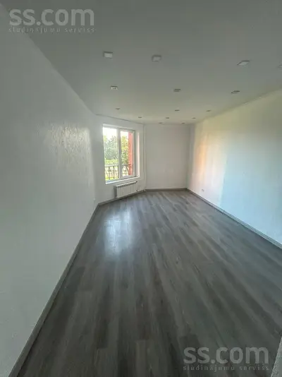 Anniņmuižas 28