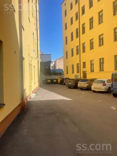 Birznieka-Upīša 20..